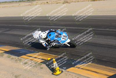 media/Nov-12-2023-SoCal Trackdays (Sun) [[5d1fba4e7d]]/Turn 14 Inside (2pm)/